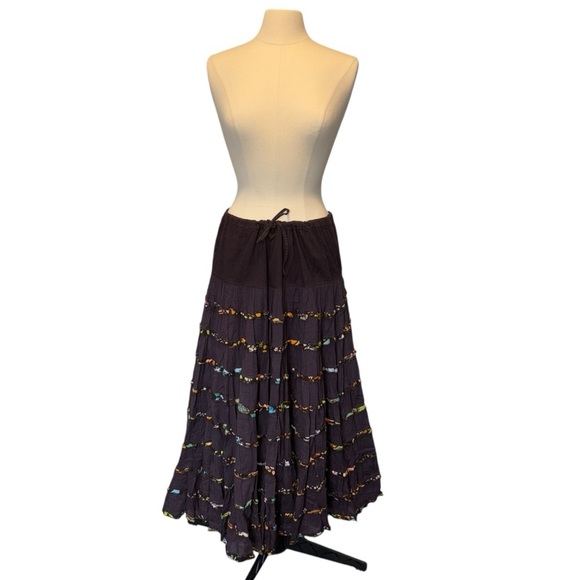 Kaktus Black and Multicolor Tiered Maxi Skirt - Picture 7 of 11